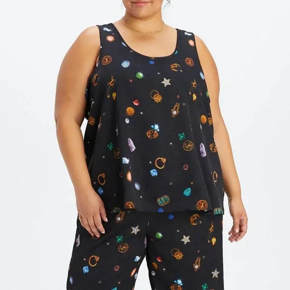 FABLETICS Ecosatin Black Lucky Charm Astrology Graphic Plus Tank Top NWT Size 3X - Picture 4 of 6